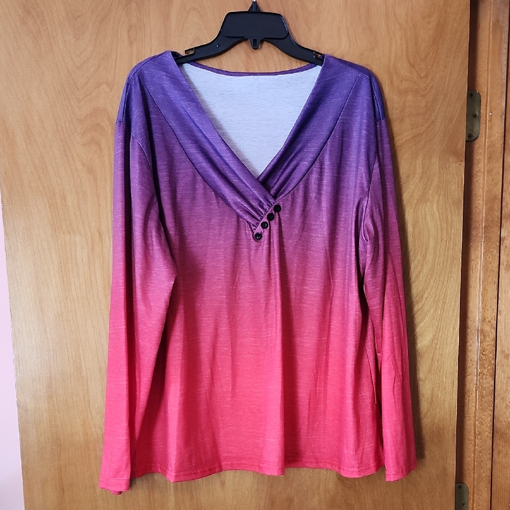 Gradient V-Neck Long Sleeve Top
